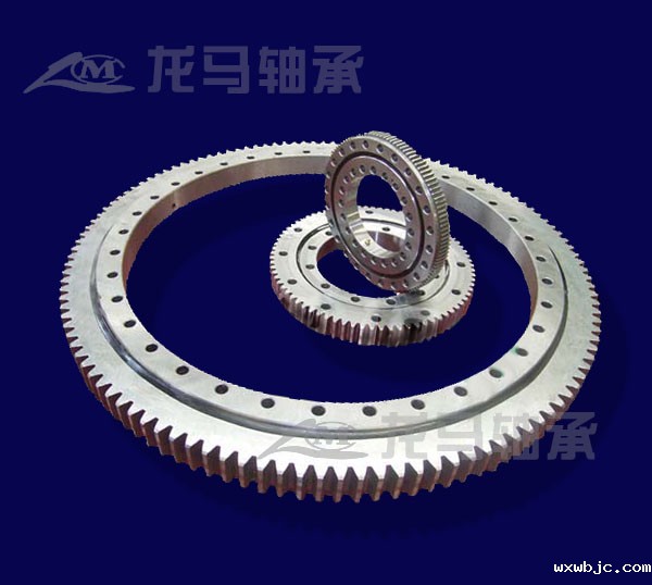 回转支承轴承转不动的原因和处理方法