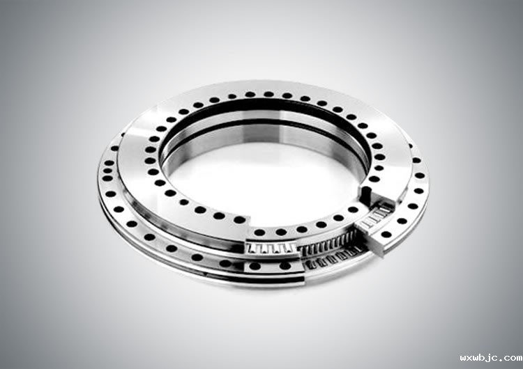 三排滚子组合转盘轴承